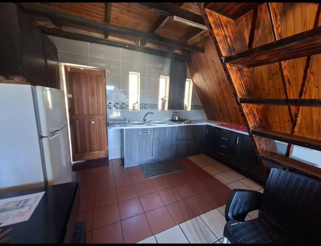 2 BEDROOM HOUSE FOR SALE IN GROOTFONTEIN